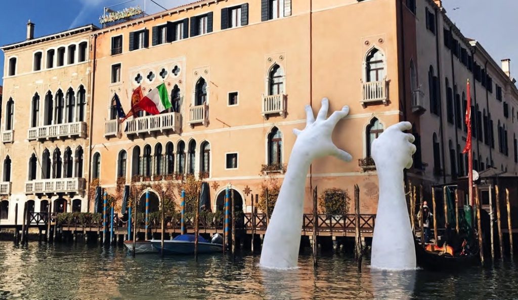 Biennale: Ρεκόρ επισκεπτών στην 57η καλλιτεχνική έκθεση της Βενετίας