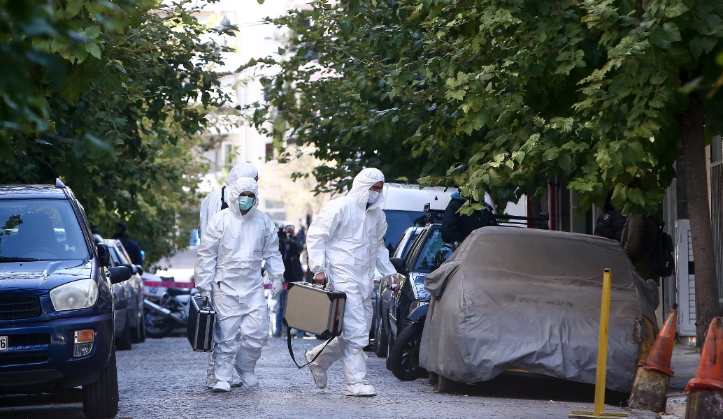 Παγκράτι – Νέος Κόσμος: Τι εντόπισε η αντιτρομοκρατική – Πώς συνδέονται οι 9 προσαγωγές με παλιότερες υποθέσεις στη Χίο