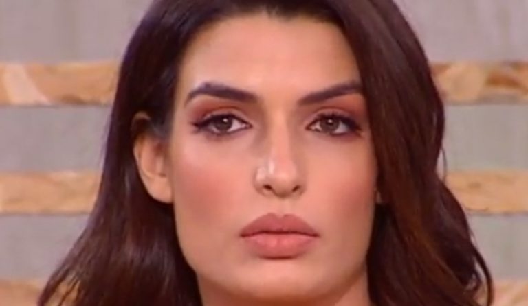 Τόνια Σωτηροπούλου: “Έκανα υπερπροσπάθεια για να με δεχτεί ο μπαμπάς μου και να με αγαπήσει”