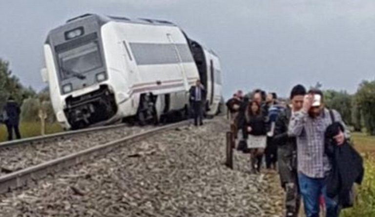 Ισπανία: Εκτροχιασμός τρένου στην Ανδαλουσία – 21 τραυματίες  (pics)