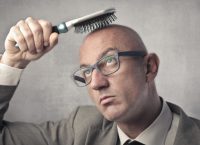Θεραπεία για τη φαλάκρα υπόσχεται φάρμακο για την οστεοπόρωση
