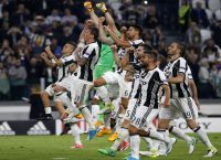 Νάπολι – Γιουβέντους:  0-1