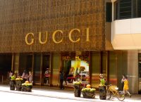 Gucci: Γιορτάζει το έτος του αρουραίου με τον Μίκι Μάους Gucci: Γιορτάζει το έτος του αρουραίου με τον Μίκι Μάους