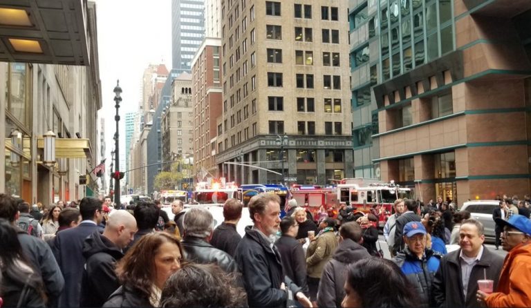 Μανχάταν: Εκκενώθηκε λόγω φωτιάς ο τερματικός σταθμός Grand Central (pics)