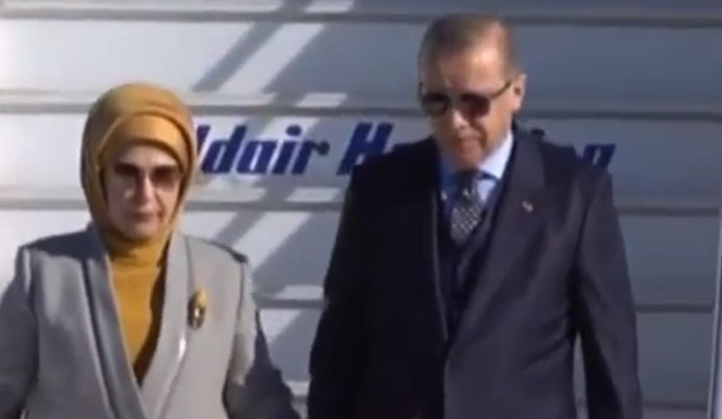 Προσγειώθηκε το αεροπλάνο του Ερντογάν στην Αθήνα (LIVE)
