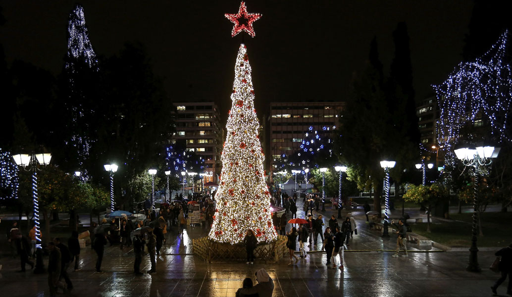 Δήμος Αθηναίων: Στις 12 Δεκεμβρίου ανάβει το χριστουγεννιάτικο δέντρο στο Σύνταγμα