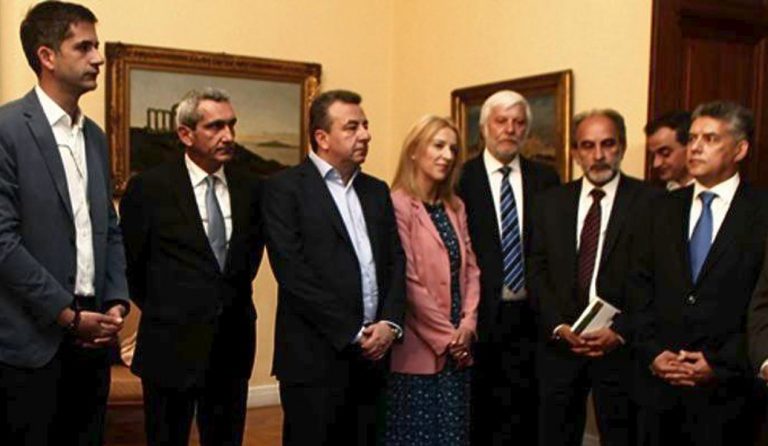 Περιφέρειες: Έκτακτο συνέδριο για την απλή αναλογική στην αυτοδιοίκηση