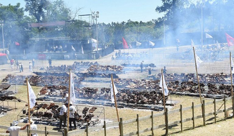 Ουρουγουάη: Κατέρριψε το ρεκόρ γκίνες μπάρμπεκιου (pics)