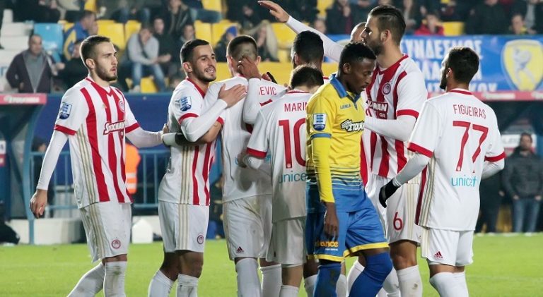 Τσεκάρει νεαρό στόπερ ο Ολυμπιακός