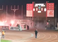 Διακοπή στο ΑΕΛ-ΑΠΟΕΛ και ξύλο ανάμεσα στους οπαδούς (vids)
