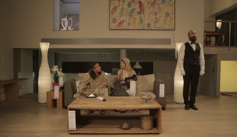 “O Μανώλης” & “O Κλεπταποδόχος”: Εορταστική προβολή των δύο ταινιών στον Κινηματογράφο Μικρόκοσμος