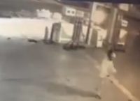 Βίντεο: Οι δράστες στην Ανάβυσσο τοποθετούν τον εκρηκτικό μηχανισμό και φεύγουν