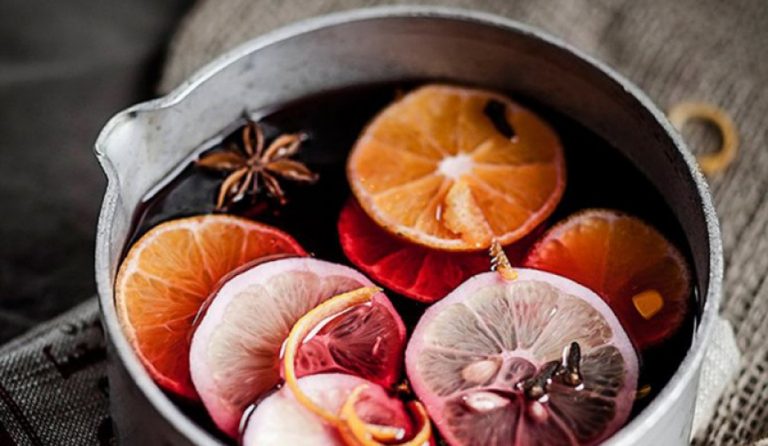 Gluhwein, το κρασί που αγαπούν στη Βόρεια Ευρώπη