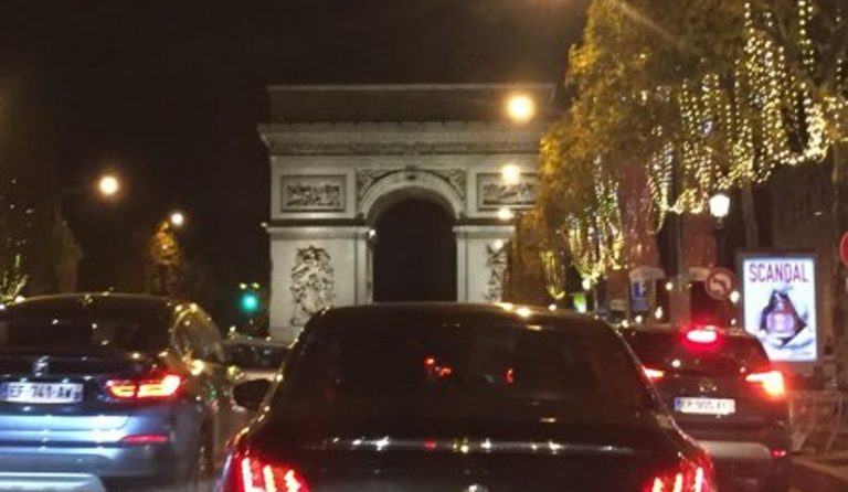 Παρίσι: Μποτιλιάρισμα 450 χιλιομέτρων λόγω της διάσκεψης για το κλίμα (pics)