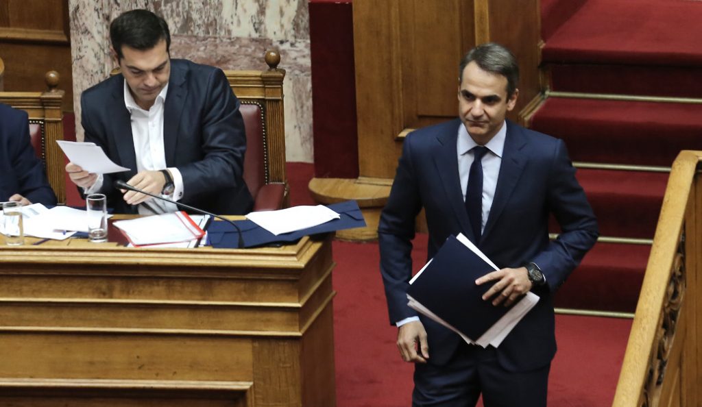 Σύγκρουση κορυφής στη Βουλή για Σκοπιανό, διαπραγματεύσεις και ανομία