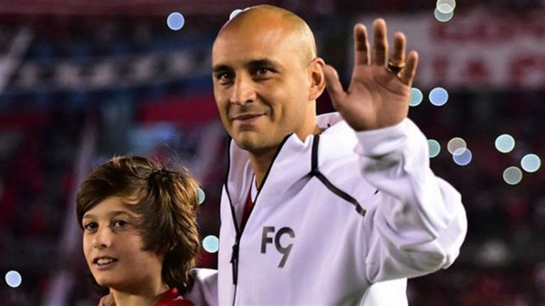 Νέα καριέρα για τον Λεντέσμα