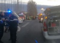 Γαλλία: Σύγκρουση σχολικού λεωφορείου με τρένο – Τουλάχιστον τέσσερις νεκροί (pics & vids)