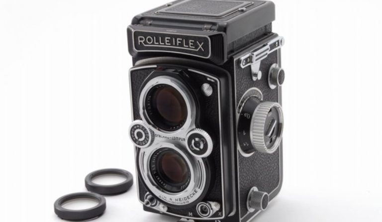 Με τη Rolleiflex στον δρόμο