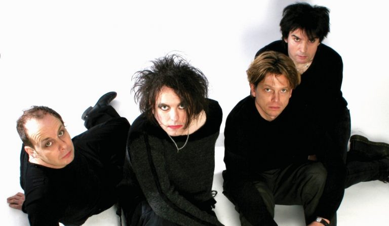 The Cure: Το θρυλικό συγκρότημα ανακοίνωσε με ποιους θα γιορτάσει τα 40α του γενέθλια