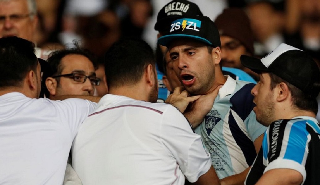 Ξύλο μεταξύ των οπαδών της Ρεάλ και της Γκρέμιο (pics)