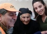 Κύπρος: Η γιαγιά με τα 129 δισέγγονα και 47 τρισέγγονα (pics & vid)