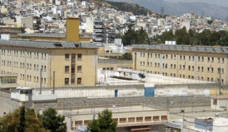 Δήμος Βάρης Βούλας Βουλιαγμένης: Ανθρωπιστική βοήθεια στο σωφρονιστικό ίδρυμα γυναικών Κορυδαλλού