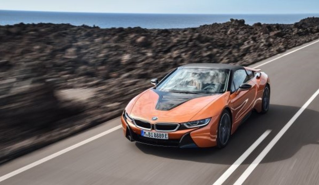 Τα νέα BMW i8 Roadster και BMW i8 Coupe στη γραμμή εκκίνησης