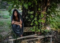 Knotting Robin Hood: Παραμυθένιες κάπες από την Πόπη Αναστούλη για να αντιμετωπίσουμε το κρύο του χειμώνα! (pics)