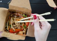 Athens Food Market: Funky καντίνες και πιάτα από γνωστούς σεφ στο χέρι (pics)