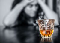 ΠΟΥ: Με προβλήματα αλκοολισμού το 10% των Ελλήνων