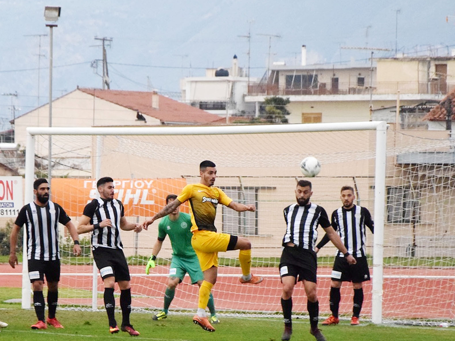 «Κλώτσησε» ευκαιρίες (0-0) και δυο βαθμούς, γλίτωσε στο τέλος το… σοκ!