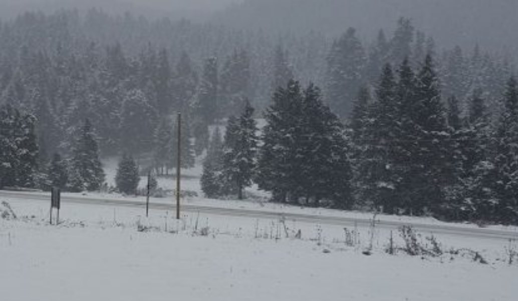 Θεσσαλία: Στα λευκά Τρίκαλα και Καρδίτσα (pics)