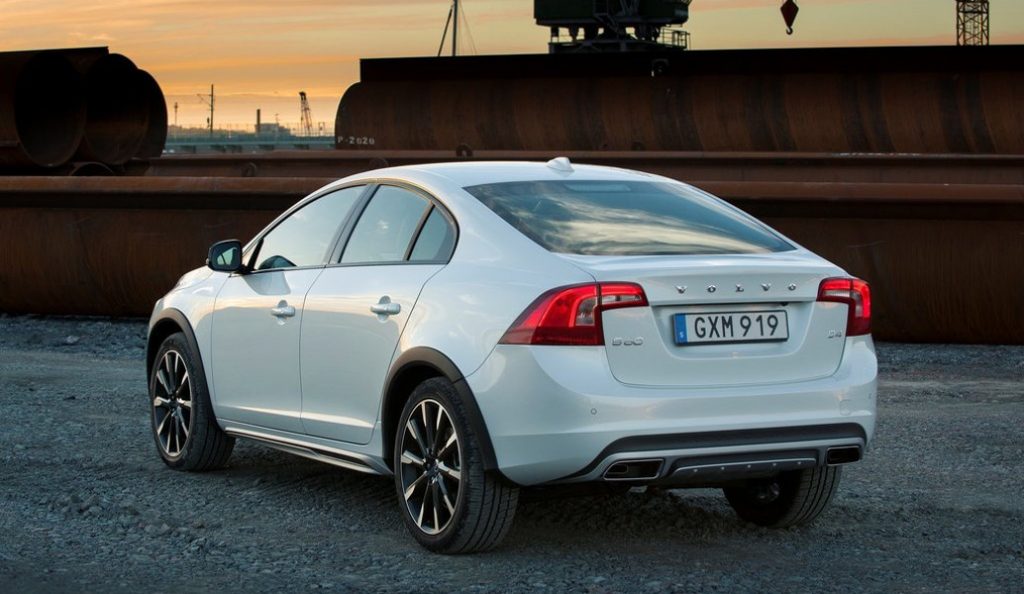 Volvo S60: Οικονομική… business class!