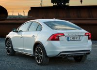 Volvo S60: Οικονομική… business class!