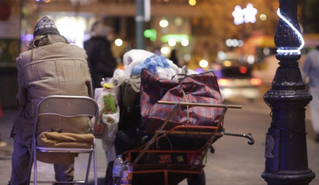 Εθελοντική δράση στην Αθήνα: Χριστουγεννιάτικο δείπνο αγάπης για τους άστεγους
