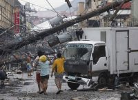 Φιλιππίνες: Τουλάχιστον 133 νεκροί από το πέρασμα τροπικής καταιγίδας στο νησί Μιντανάο (vid)