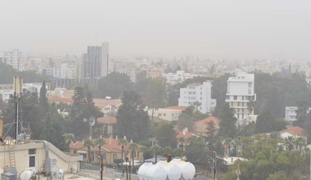 Κύπρος: “Πνίγηκε” στην σκόνη (pic)