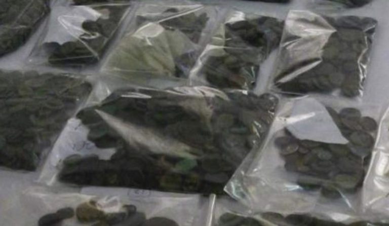 Αίγυπτος: Απετράπη προσπάθεια παράνομης εξαγωγής 329 αρχαίων νομισμάτων