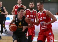 Αυτός είναι ο νεαρός που κλείνει ο Άρης (vid)