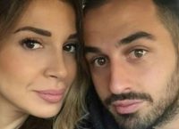 Άρης Σοϊλέδης – Μαρία Αντωνά: Οι πρώτες διακοπές του ζευγαριού στην Αράχωβα (vid)