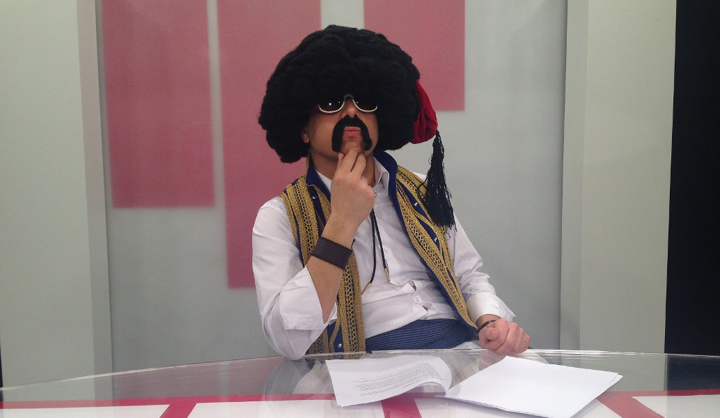 Ελληνοφρένεια: Αποστομωτικές απαντήσεις του Τσολιά για το κόψιμο της εκπομπής από τον Alpha