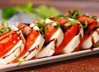 Τρεις detox σαλάτες για αποτοξίνωση πριν την Πρωτοχρονιά (pics)