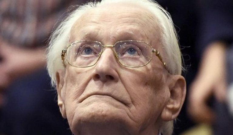 Γερμανία: Στη φυλακή ο 96χρονος “Λογιστής του Άουσβιτς”