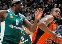 Το λάθος των διαιτητών σε μία ξεκάθαρη φάση που έφερε τρίποντο για τη Βαλένθια (vid)