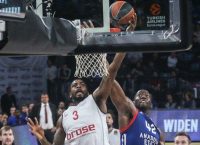 Πέμπτος μπλοκέρ στην ιστορία της Ευρωλίγκας ο Ντάνστον!