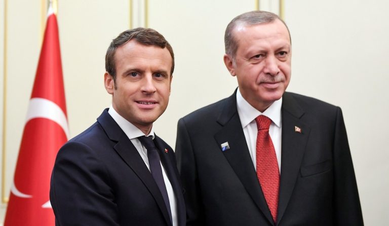 Τηλεφωνική επικοινωνία Μακρόν – Ερντογάν: Να επιτραπεί η πρόσβαση ανθρωπιστικής βοήθειας στο Αφρίν