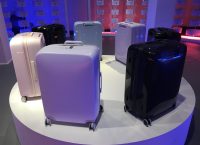 Raden: Οι ”έξυπνες” βαλίτσες έκαναν την εμφάνιση τους (pics)
