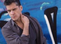 Ο Γιώργος Μπανταδάκης στο stage.pagenews.gr: “Τα ταξίδια για την Ιθάκη έχουν σωστά και λάθη”