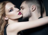Αυτά είναι τα αδύνατα σημεία του κάθε άνδρα ανάλογα με το ζώδιό του