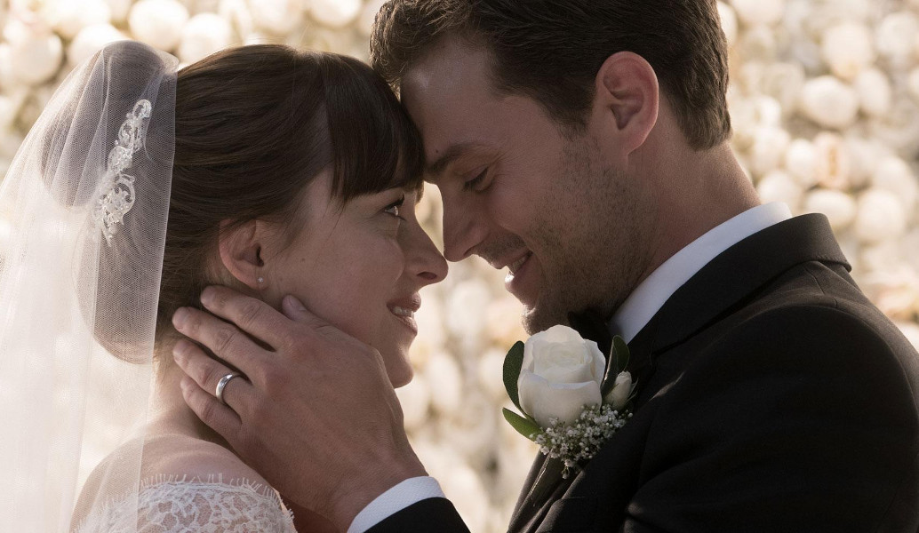 Fifty Shades Freed: Η επιστροφή στου ζεύγους Grey επιφυλάσσει πολλές εκπλήξεις (vid)